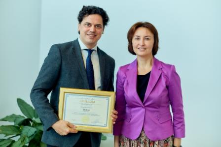 Компания REHAU получила диплом «За надежное партнерство» от ведущего девелопера Москвы! 